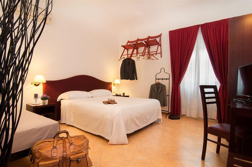 Hotel Cardinal Of Florence - Recommended For Ages 25 To 55 Экстерьер фото